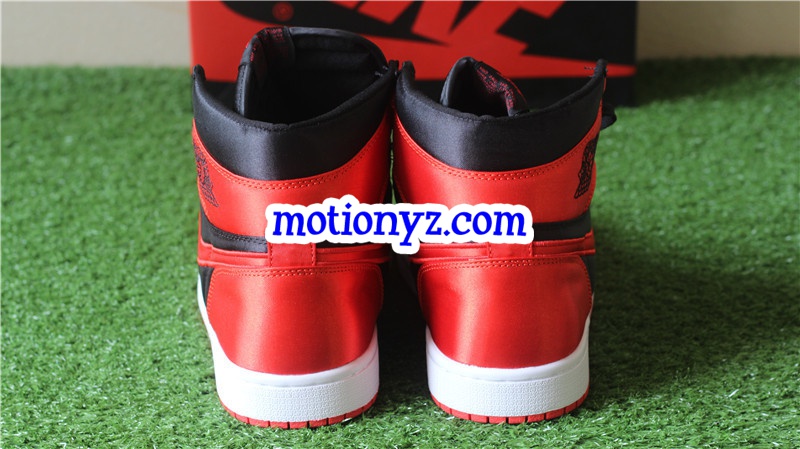 Authentic Air Jordan 1 Retro Satin Banned